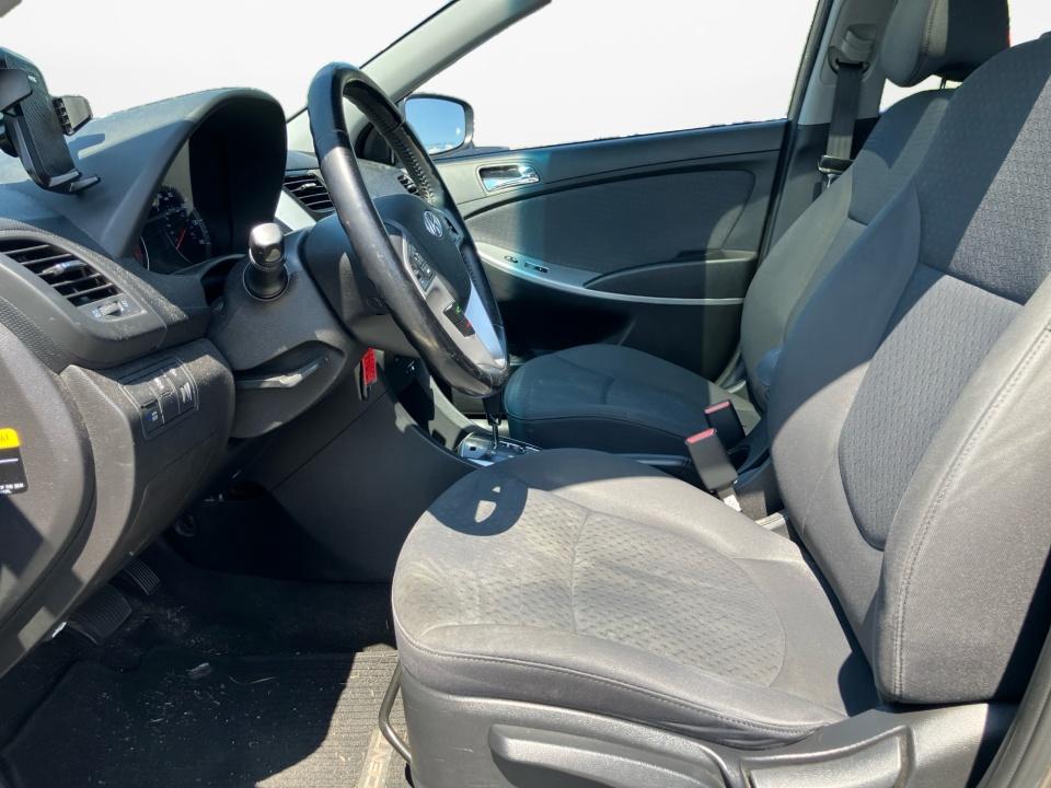 2014 Hyundai ACCENT SE