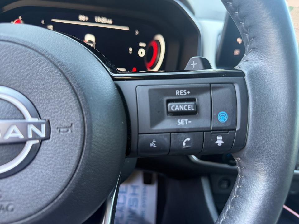 2024 Nissan Rogue SL