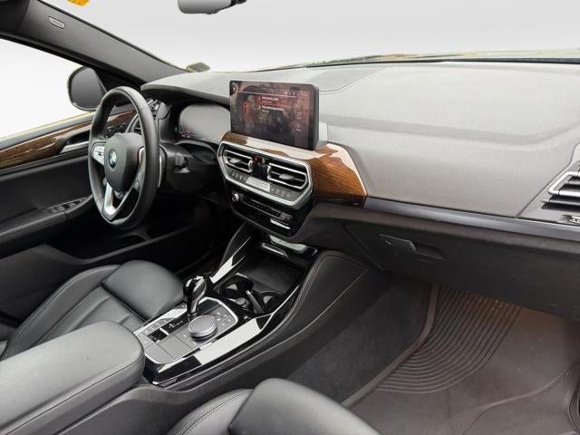 2024 BMW X4 xDrive30i