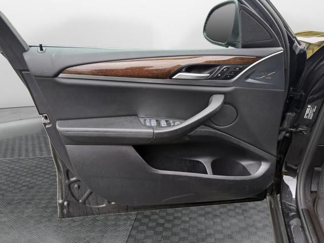 2024 BMW X4 xDrive30i