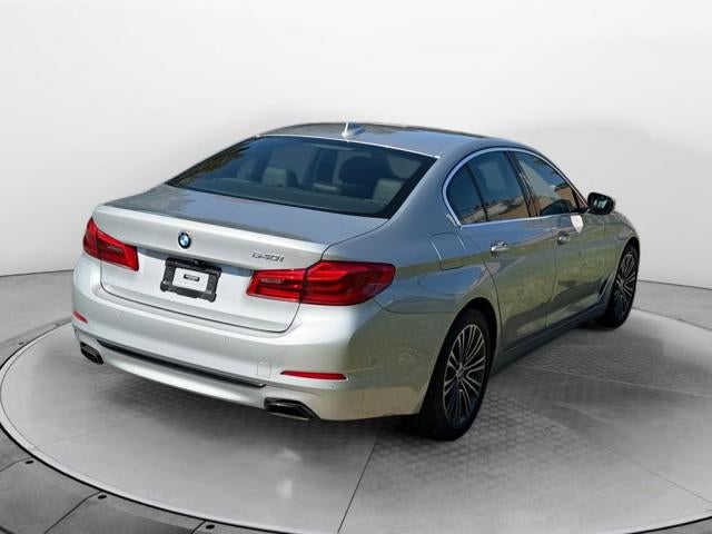 2017 BMW 540i 540i