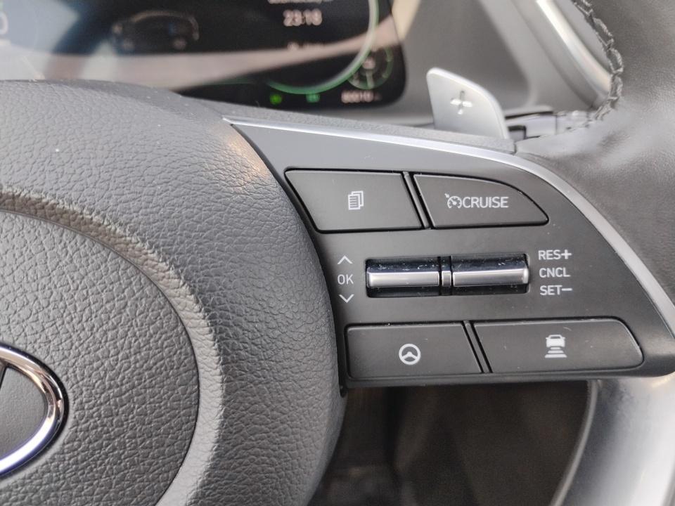 2023 Hyundai SONATA HYBRID Limited