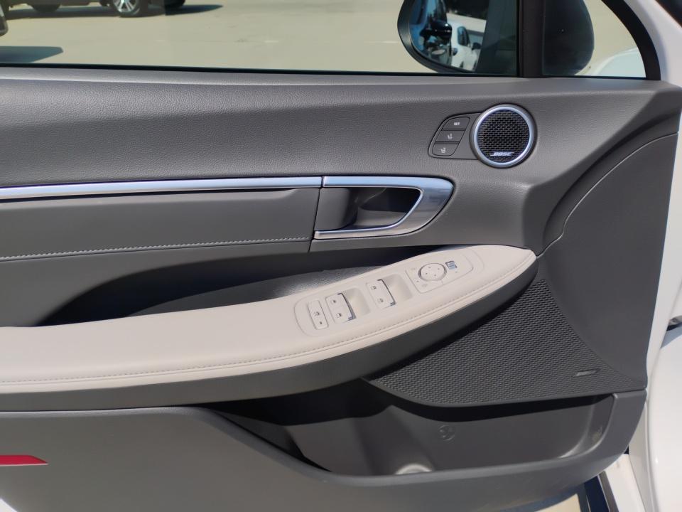 2023 Hyundai SONATA HYBRID Limited