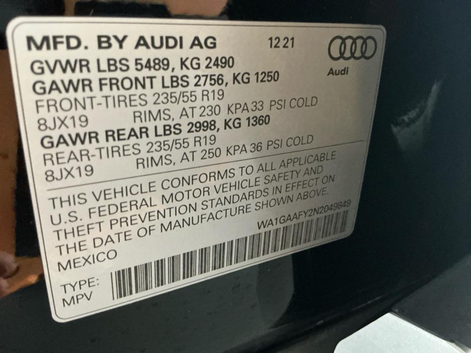 2022 Audi Q5 S line Premium