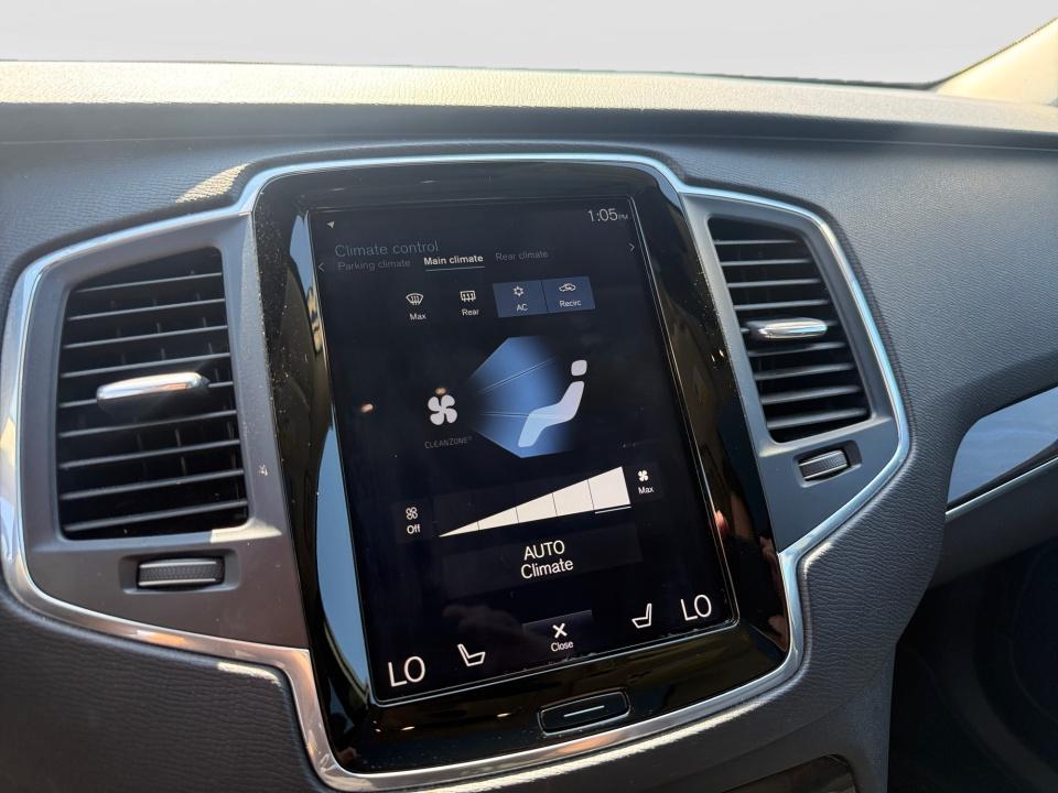 2019 Volvo XC90 Momentum