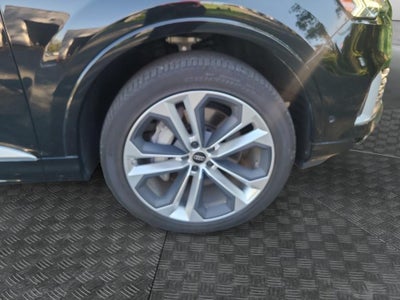 2024 Audi Q7 Premium Plus