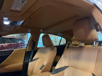 2025 Lexus ES 300h ES 300h Luxury