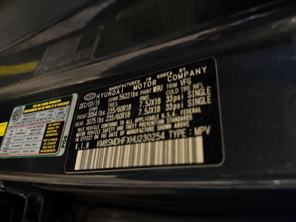 2017 Hyundai SANTA FE SE