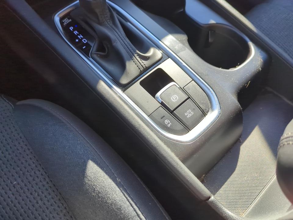 2020 Hyundai SANTA FE SE
