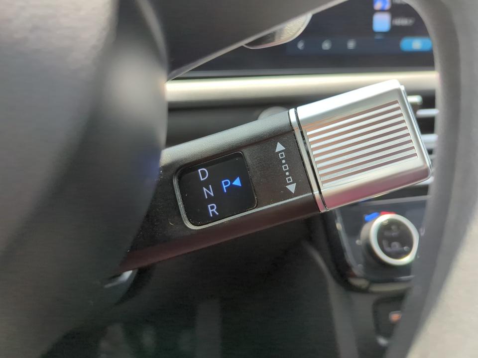 2025 Hyundai TUCSON PLUG-IN HYBRID SEL
