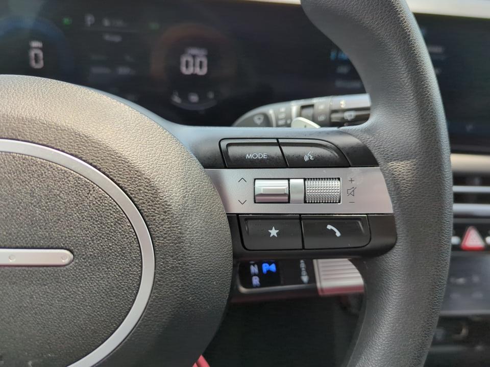 2025 Hyundai TUCSON PLUG-IN HYBRID SEL