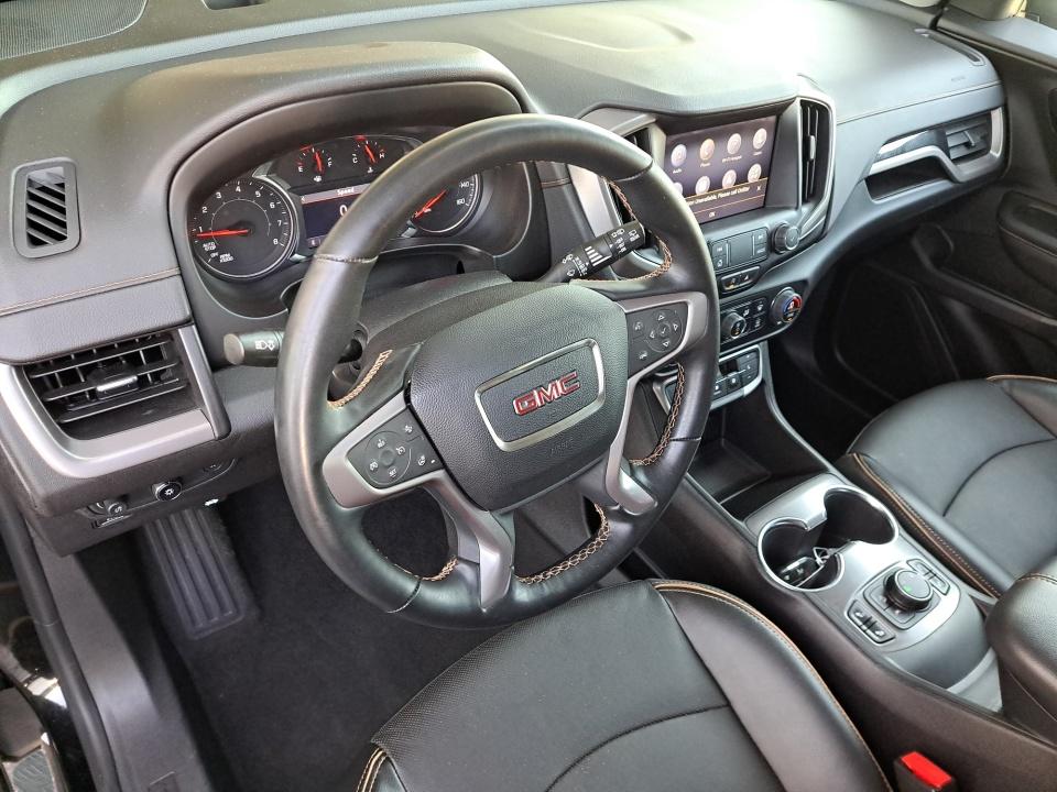 2024 GMC Terrain AT4