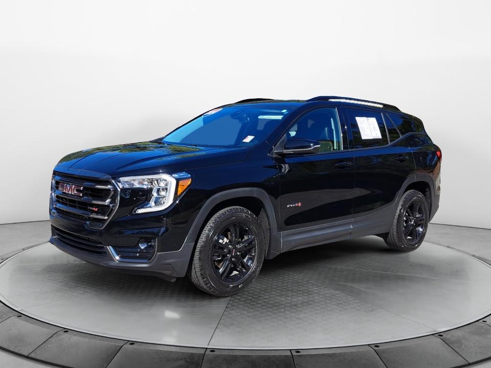 2024 GMC Terrain AT4