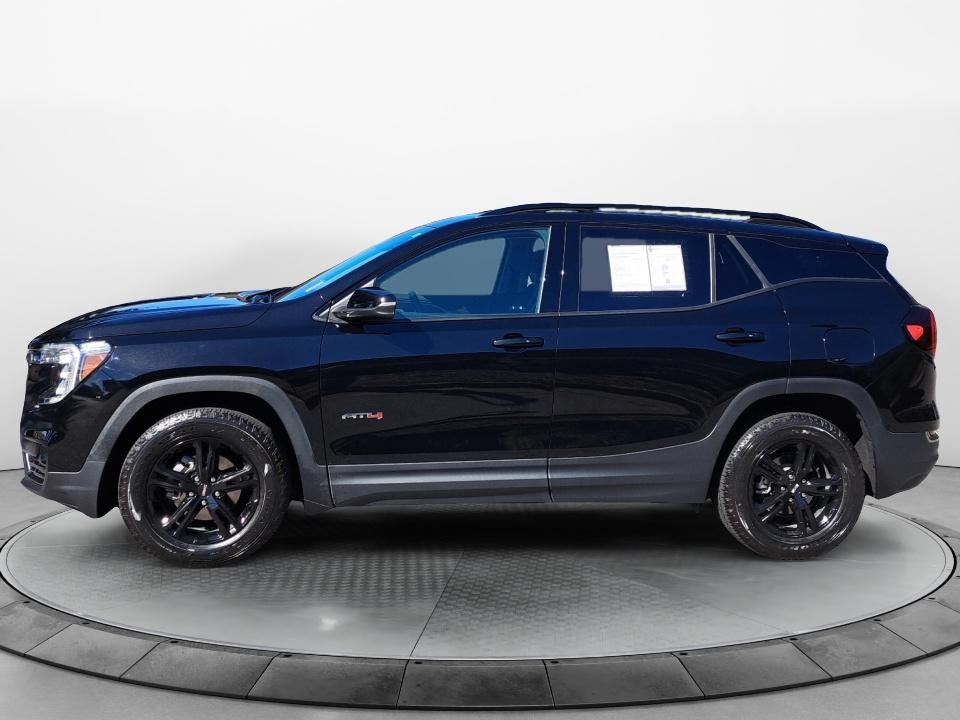 2024 GMC Terrain AT4