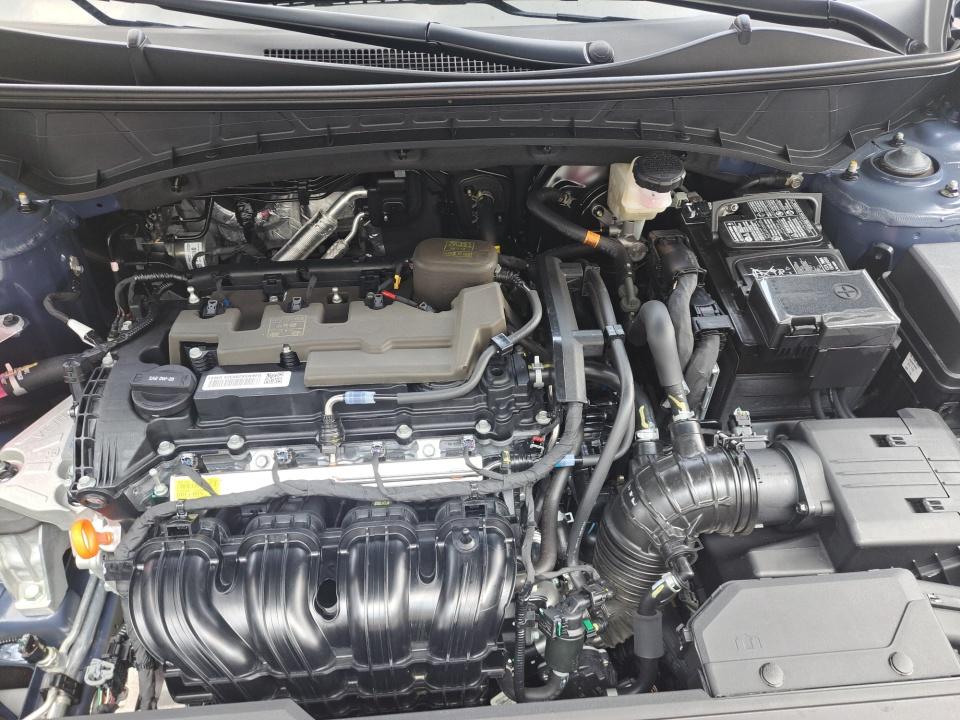 2026 Hyundai TUCSON SE