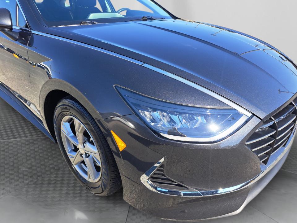 2022 Hyundai SONATA SE