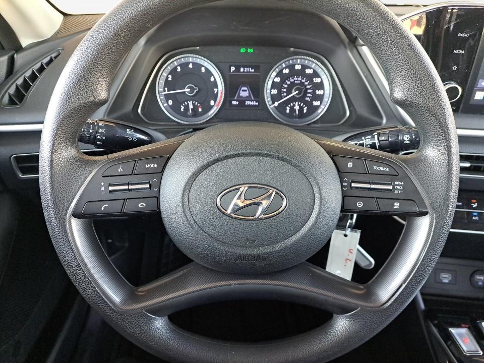 2022 Hyundai SONATA SE