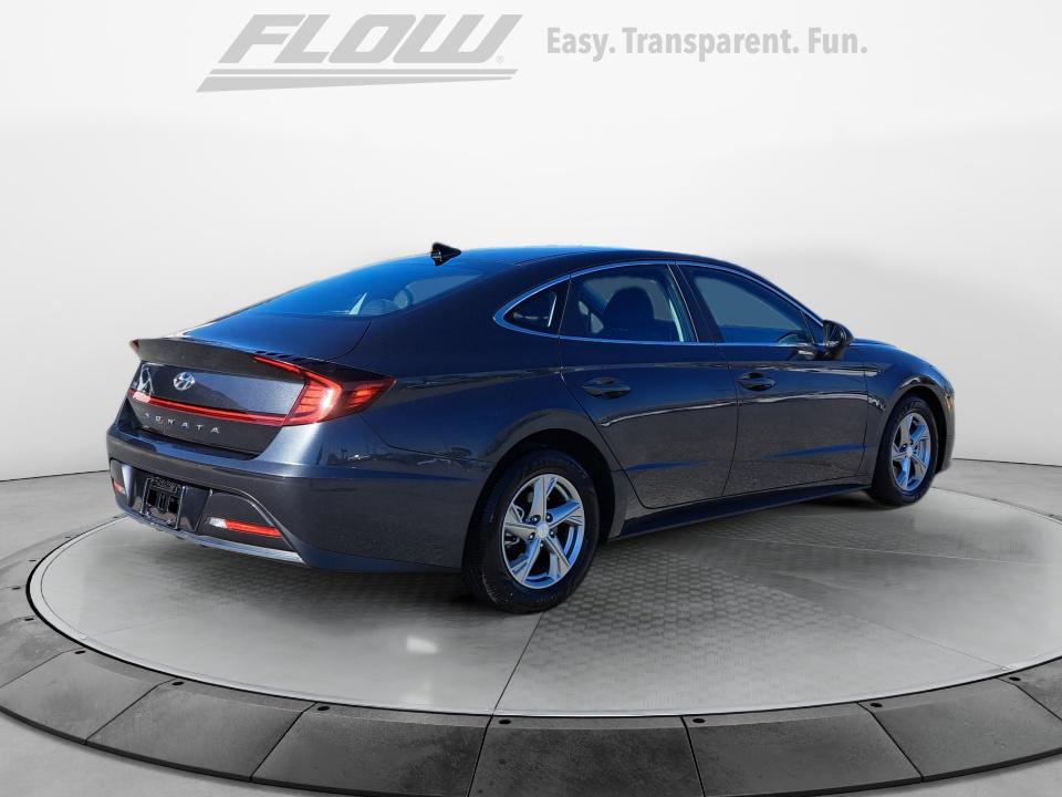 2022 Hyundai SONATA SE
