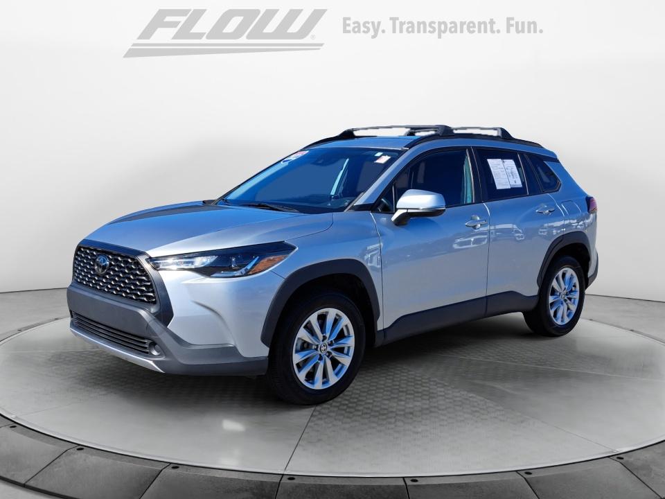 2022 Toyota Corolla Cross LE