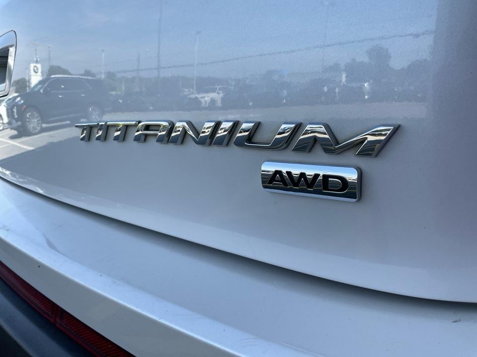 2017 Ford Edge Titanium