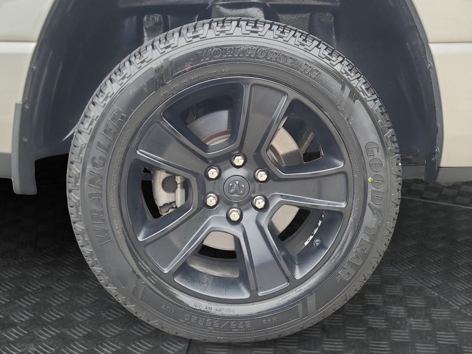 2022 RAM 1500 Big Horn Quad Cab 4x4 6'4' Box