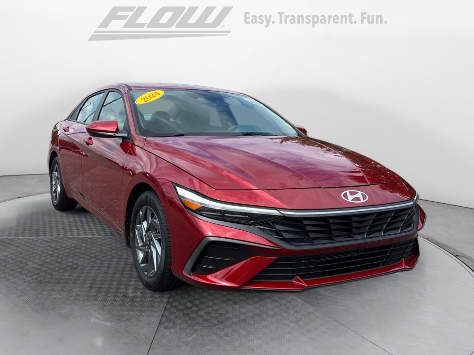 2024 Hyundai ELANTRA SEL