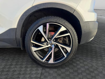 2019 Volvo XC40 R-Design