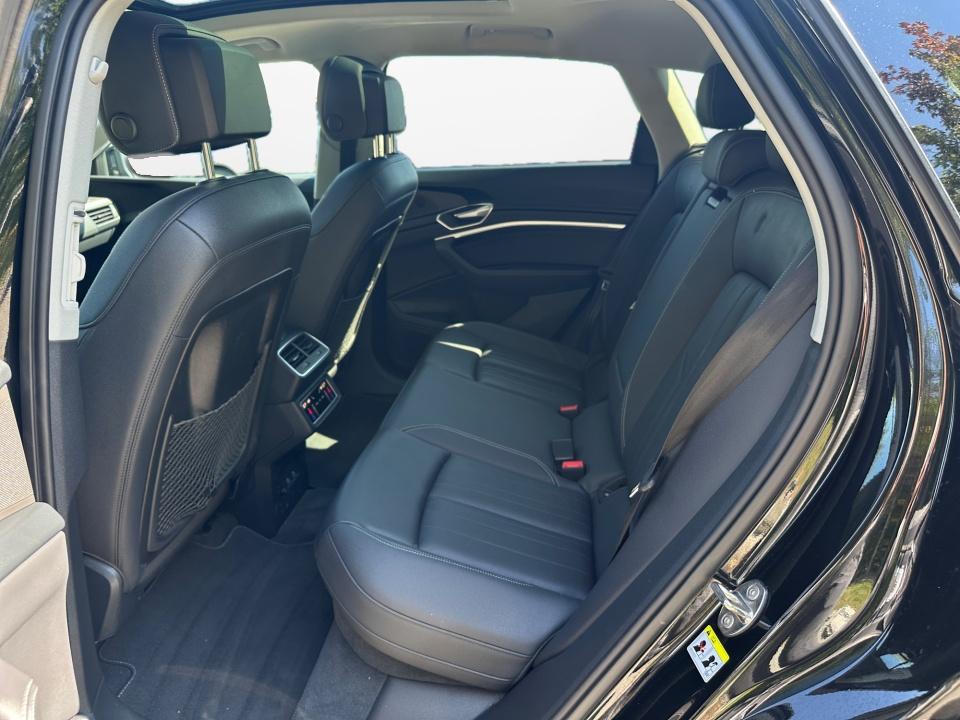 2024 Audi Q8 e-tron Premium