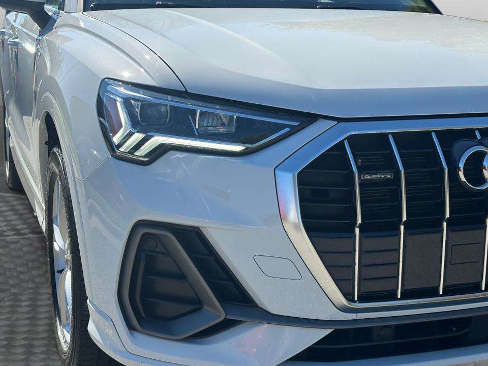 2024 Audi Q3 S line Premium Plus