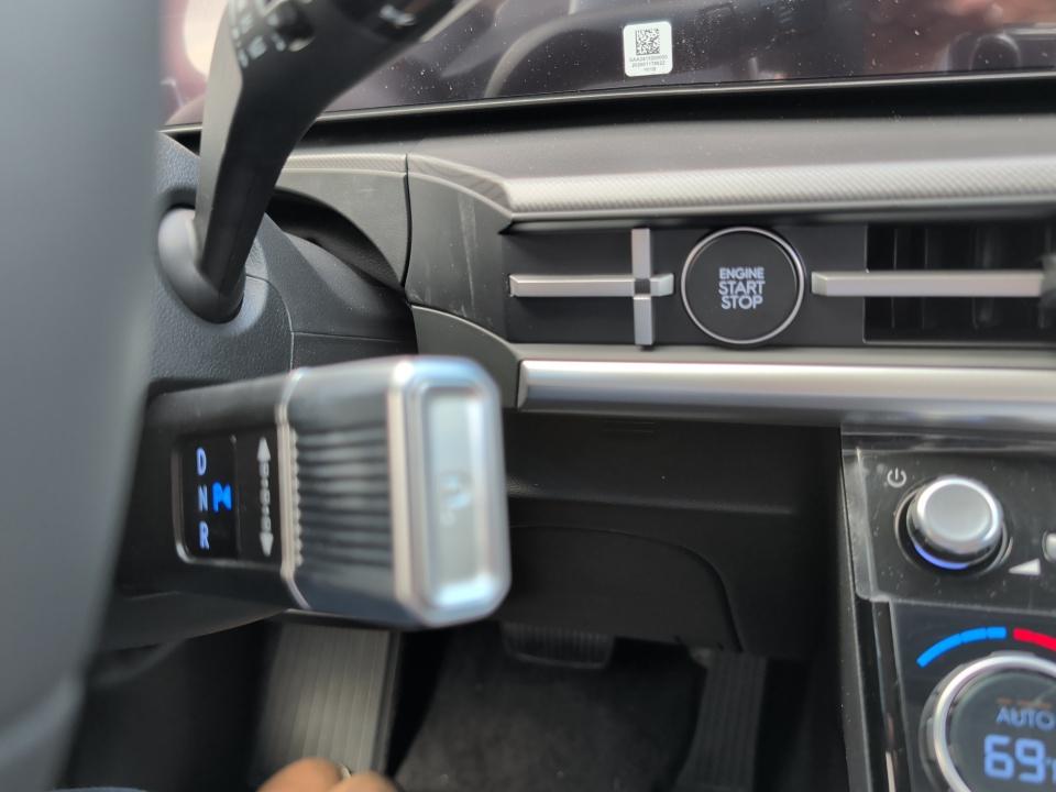 2026 Hyundai SANTA FE HYBRID SE
