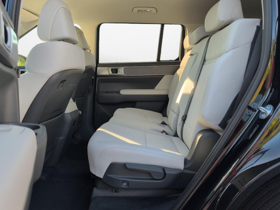 2027 Hyundai SANTA FE SE