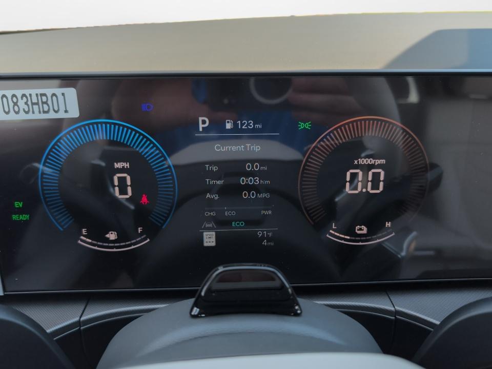 2027 Hyundai SANTA FE HYBRID SEL