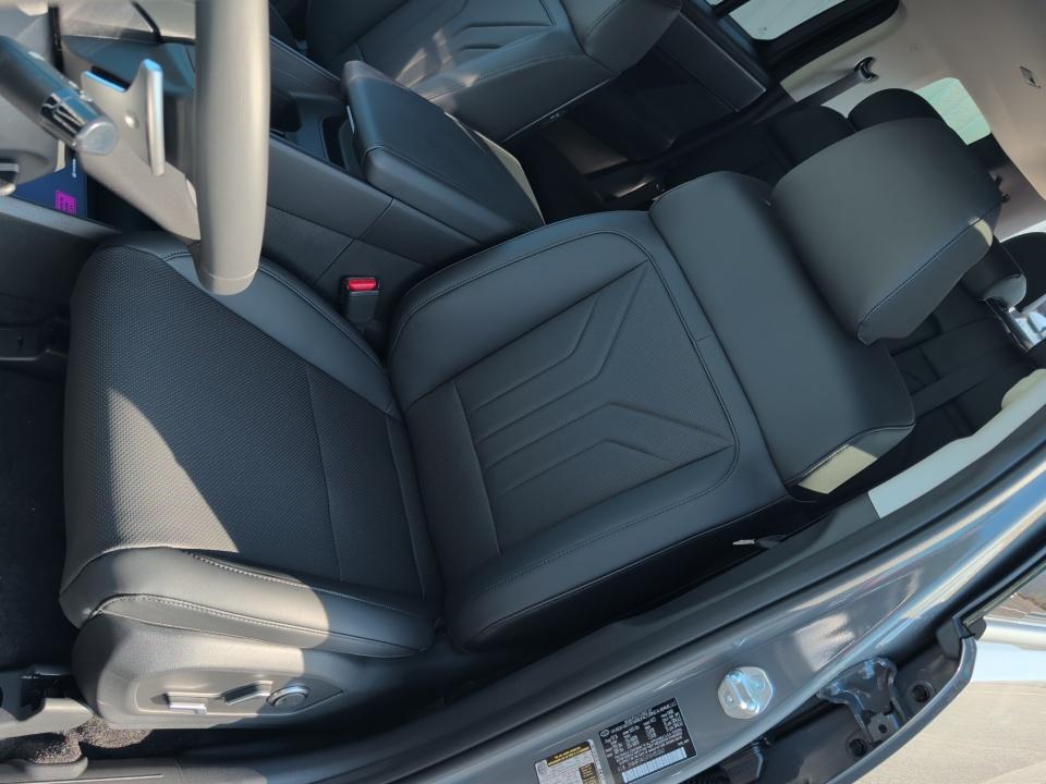 2027 Hyundai SANTA FE HYBRID SEL