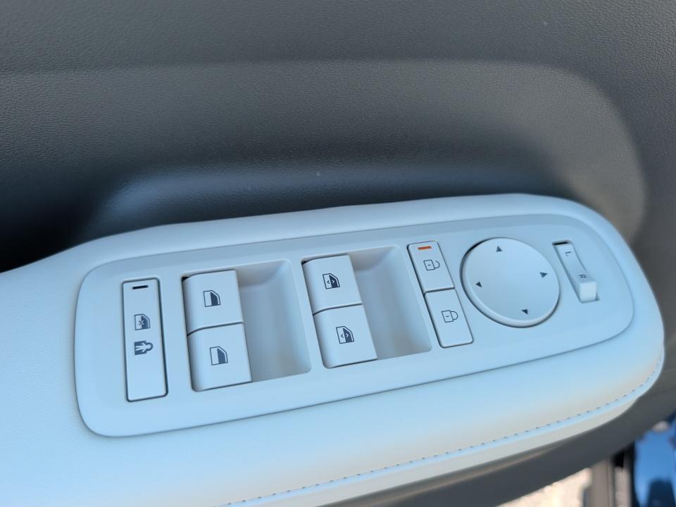 2027 Hyundai SANTA FE SEL