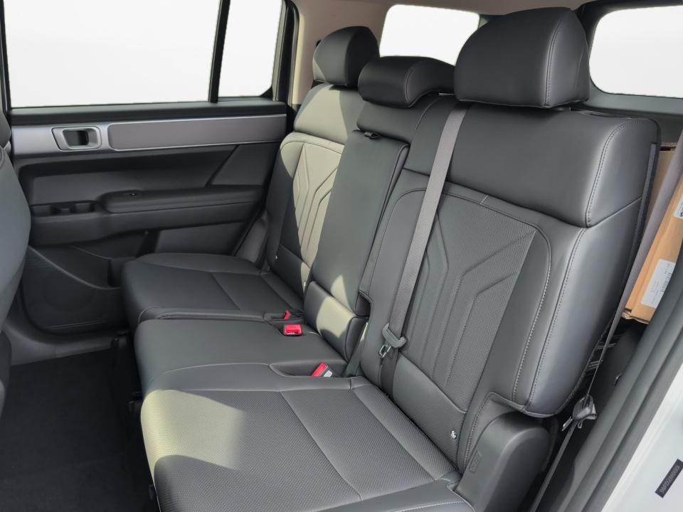 2027 Hyundai SANTA FE SEL