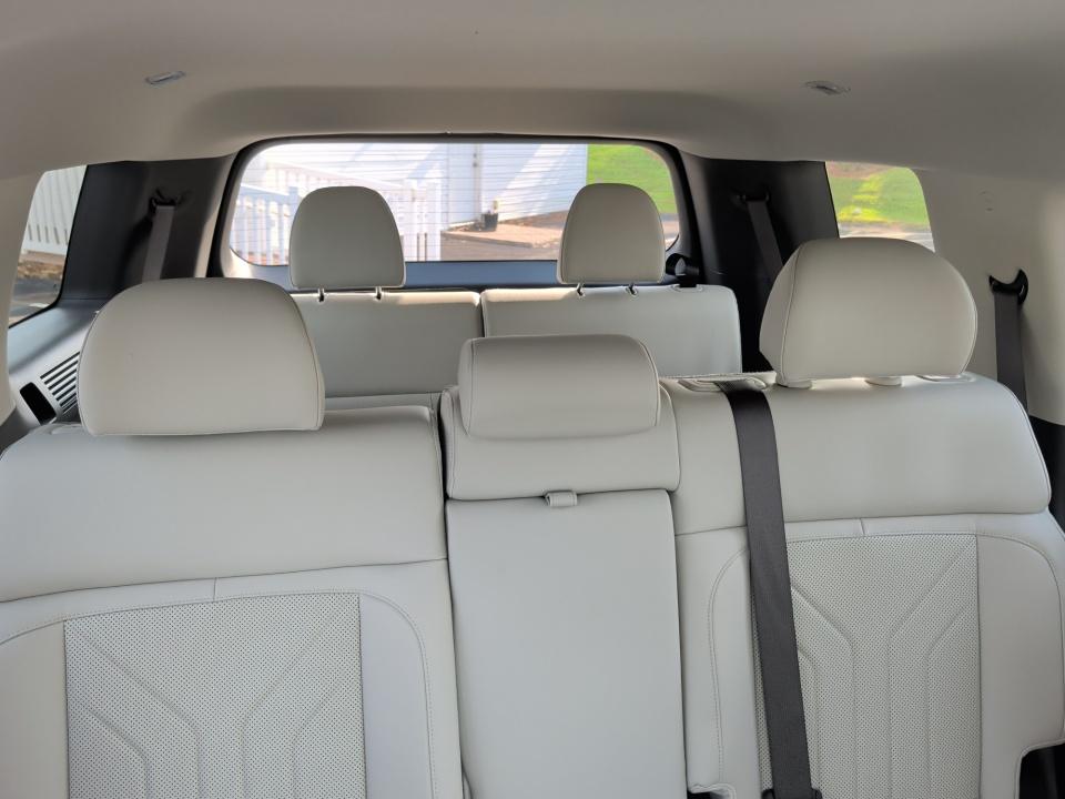 2027 Hyundai SANTA FE SEL