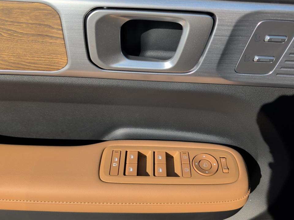 2026 Hyundai SANTA FE Limited 7P