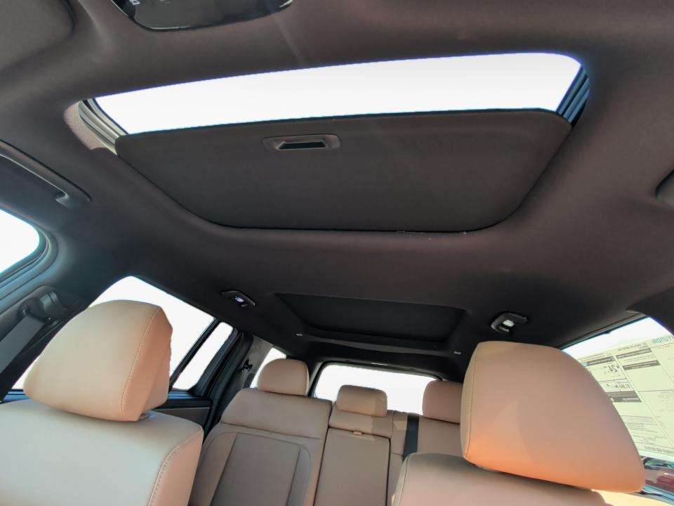 2027 Hyundai SANTA FE Limited 7P