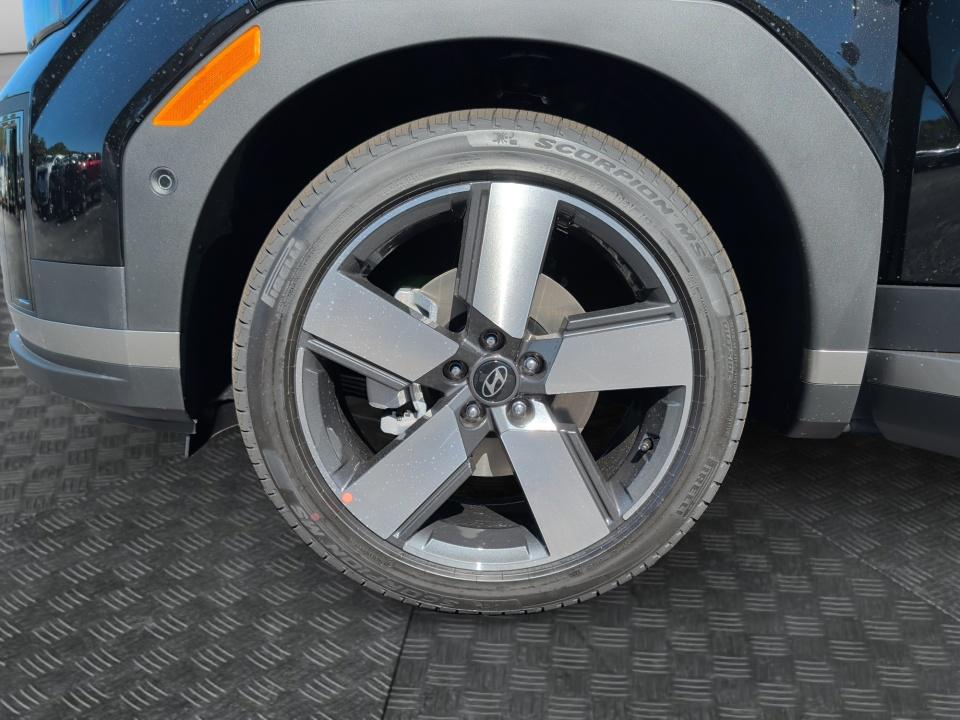 2027 Hyundai SANTA FE Limited 7P