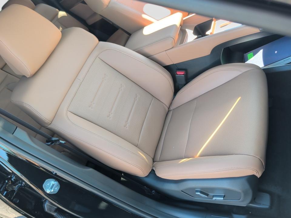 2027 Hyundai SANTA FE Limited 7P