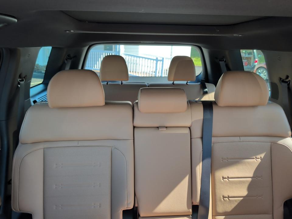 2027 Hyundai SANTA FE Limited 7P