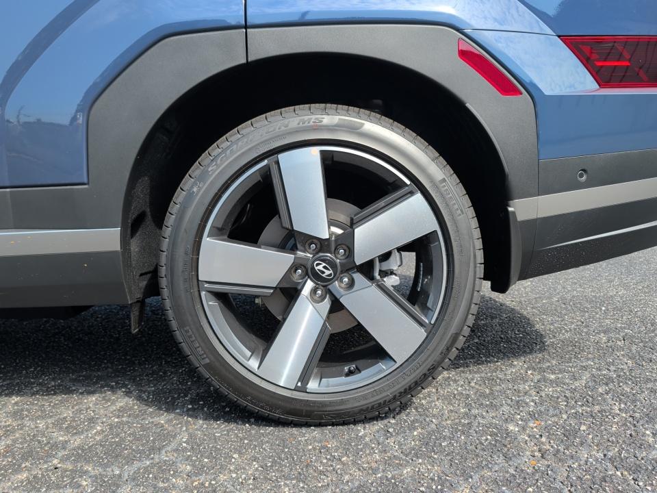 2027 Hyundai SANTA FE Limited 6P