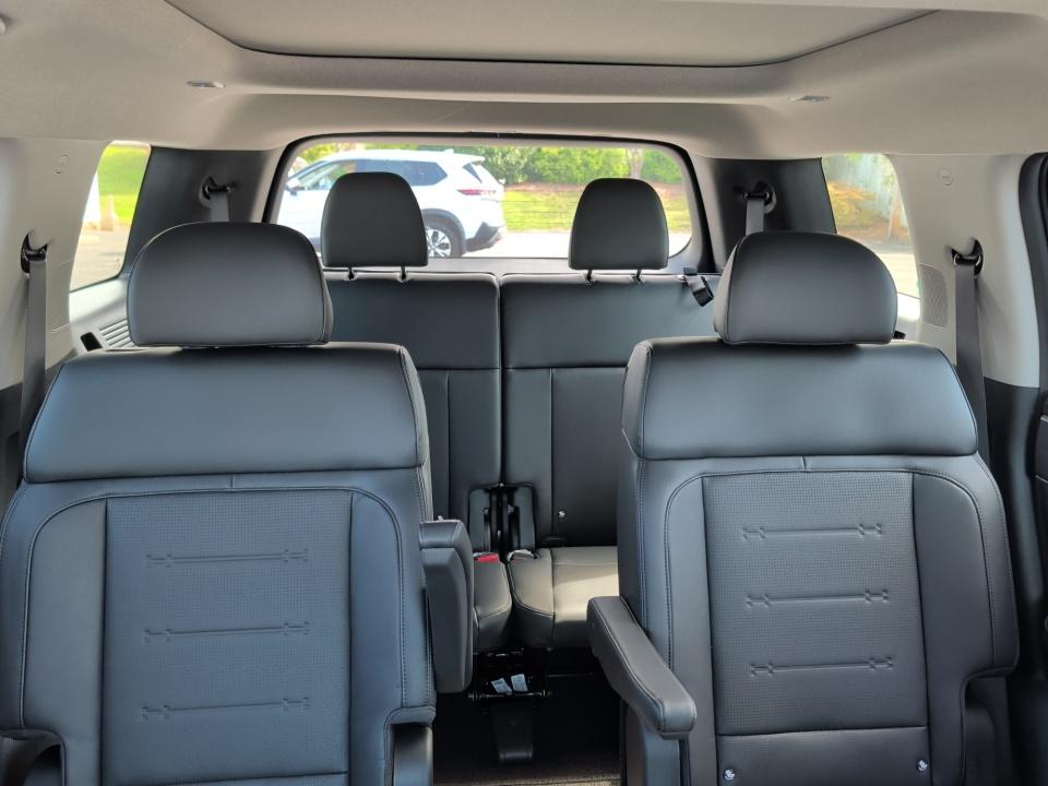 2027 Hyundai SANTA FE Limited 6P