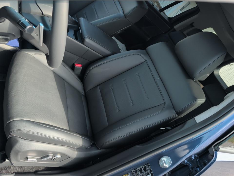 2027 Hyundai SANTA FE Limited 6P