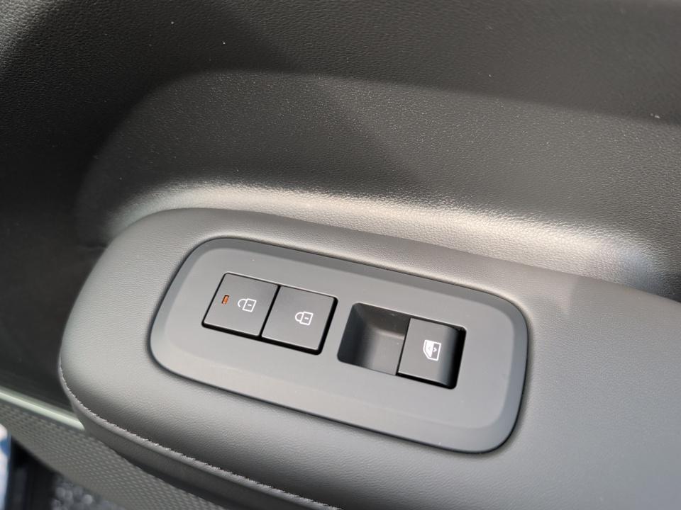 2027 Hyundai SANTA FE Limited 6P