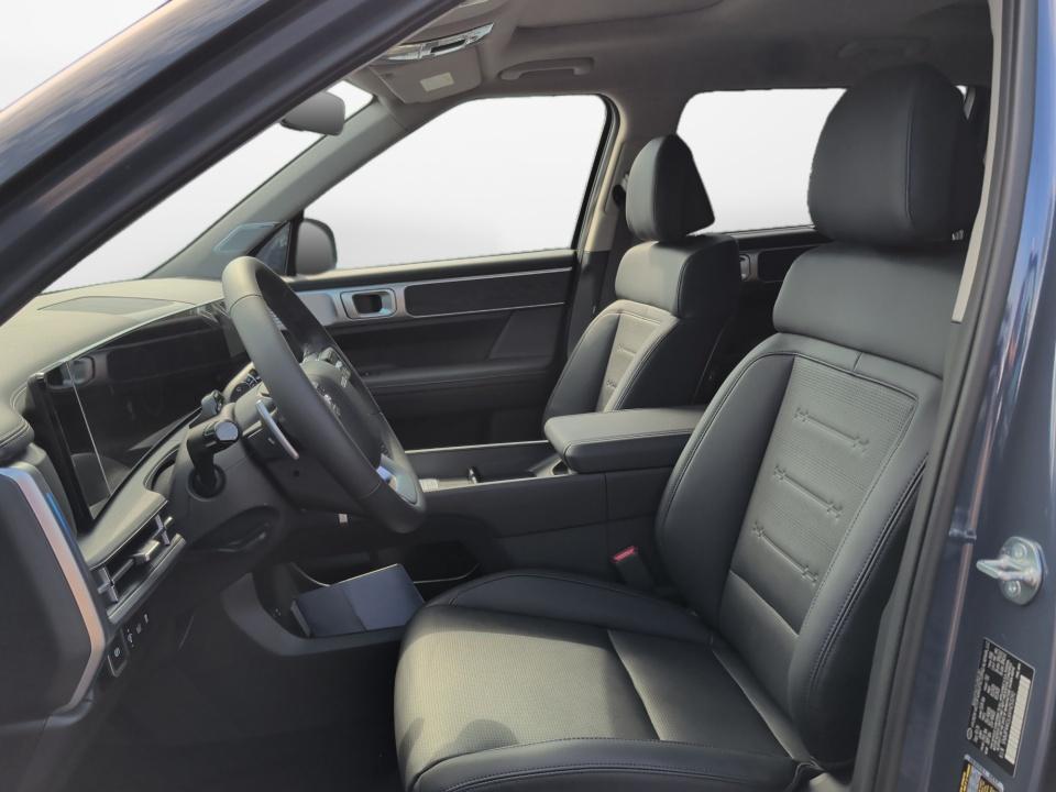 2027 Hyundai SANTA FE Limited 6P