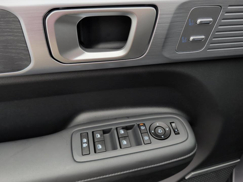 2026 Hyundai SANTA FE Limited 7P