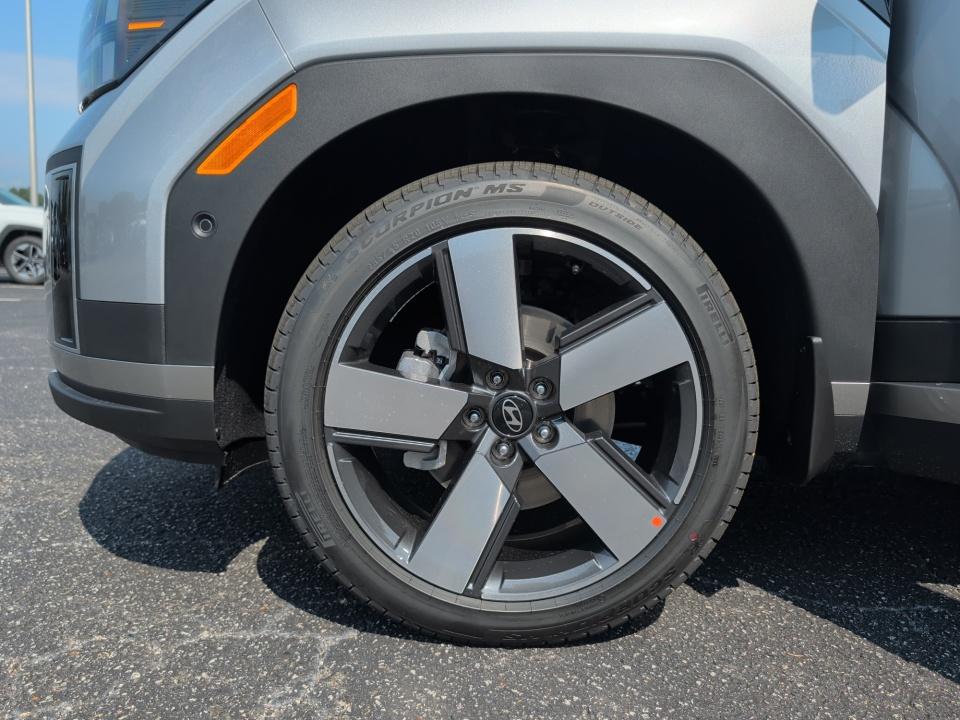2027 Hyundai SANTA FE Limited 7P