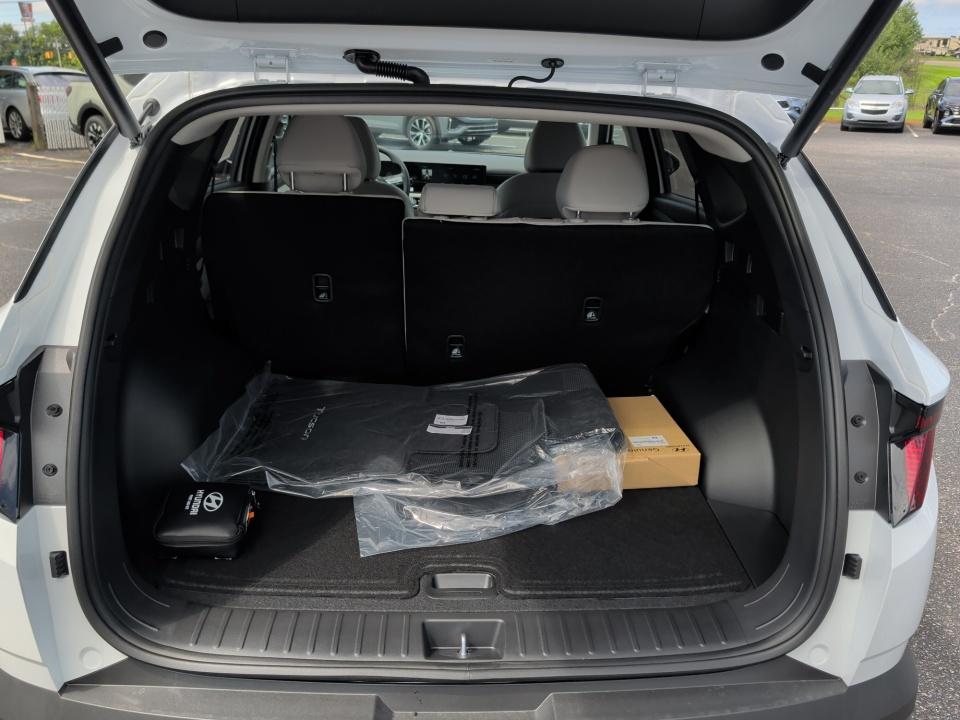 2026 Hyundai TUCSON PLUG-IN HYBRID SEL
