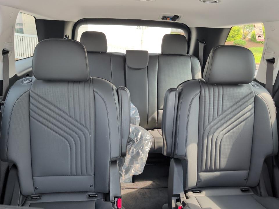 2027 Hyundai PALISADE SEL 7P